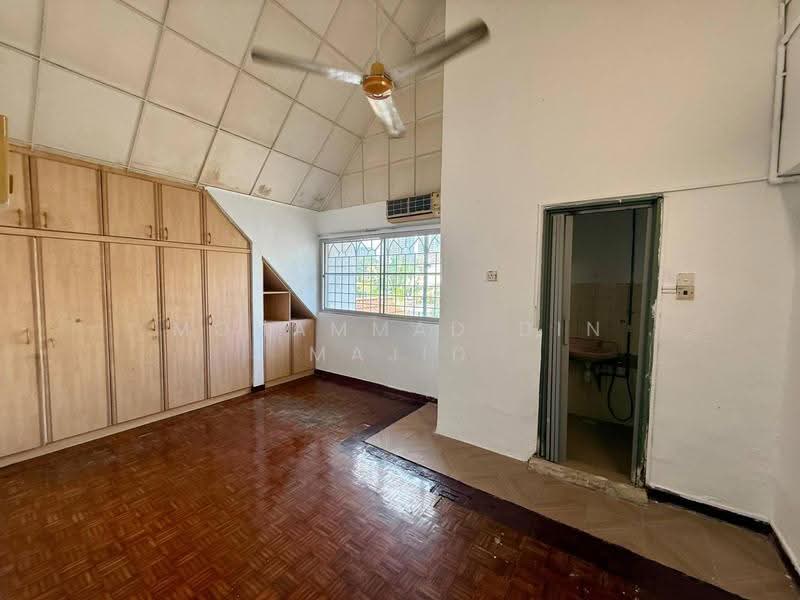 Rumah Teres 2-Tingkat untuk Dijual di Petaling Jaya (Selangor) - Mohammad Din Majid - PropertyGuru.com.my
