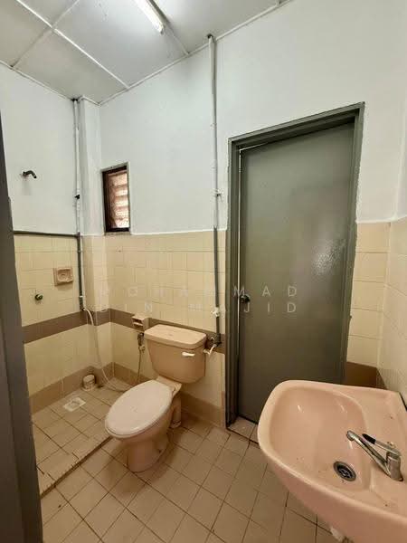 Rumah Teres 2-Tingkat untuk Dijual di Petaling Jaya (Selangor) - Mohammad Din Majid - PropertyGuru.com.my
