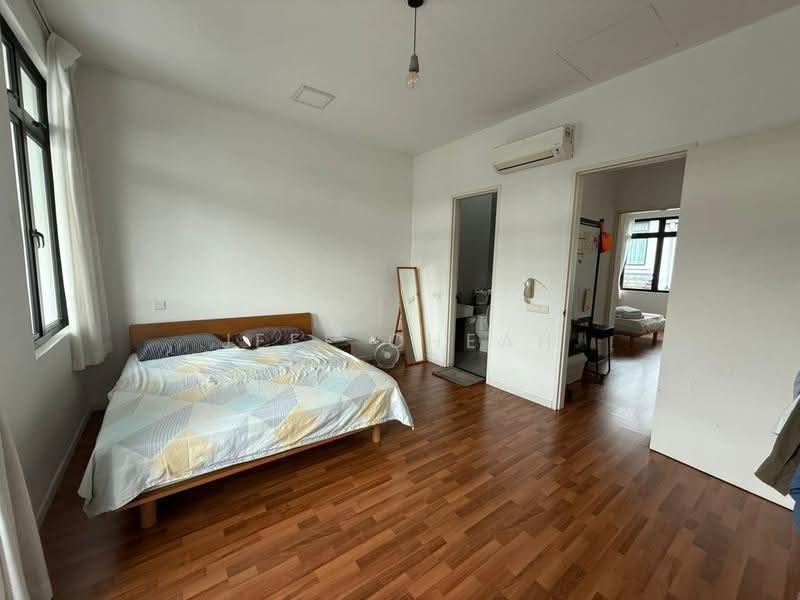 2-storey Terraced House for Sale in Eco Majestic (Semenyih) - Jeff Cheah - Bedroom - PropertyGuru.com.my