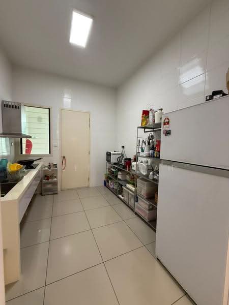 2-storey Terraced House for Sale in Eco Majestic (Semenyih) - Jeff Cheah - Kitchen - PropertyGuru.com.my