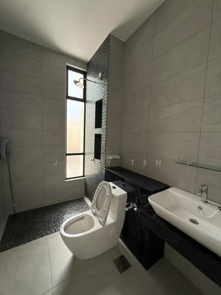 Rumah Teres 2-Tingkat untuk Dijual di Bukit Indah (Iskandar Puteri (Nusajaya)) - Jercy Ten - Bathroom - PropertyGuru.com.my