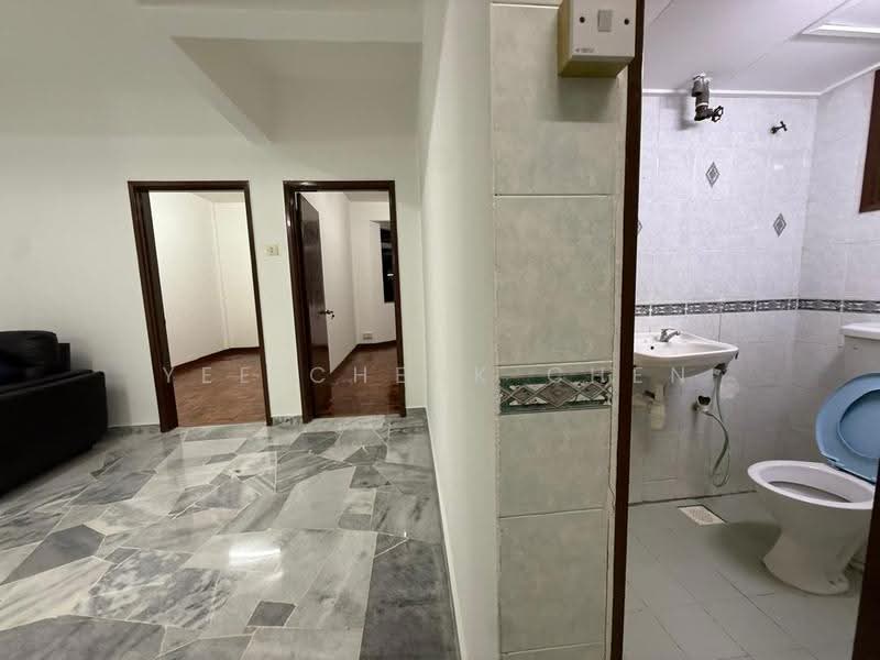 Apartment for Rent at Subang Perdana Goodyear Court 10 - Yee Cheak Chen - Living Room - PropertyGuru.com.my