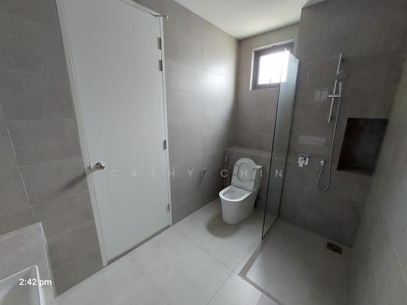 Semi-Detached House for Rent in Telok Panglima Garang (Selangor) - Cathy Chin - Bathroom - PropertyGuru.com.my