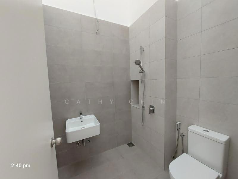 Semi-Detached House for Rent in Telok Panglima Garang (Selangor) - Cathy Chin - Bathroom - PropertyGuru.com.my