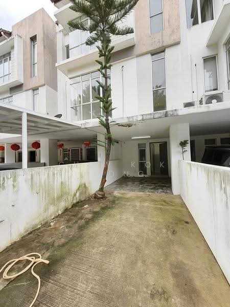 Rumah Bandar untuk Dijual di Taman Tasik Prima (Puchong) - Chow Kok Toong - Exterior - PropertyGuru.com.my