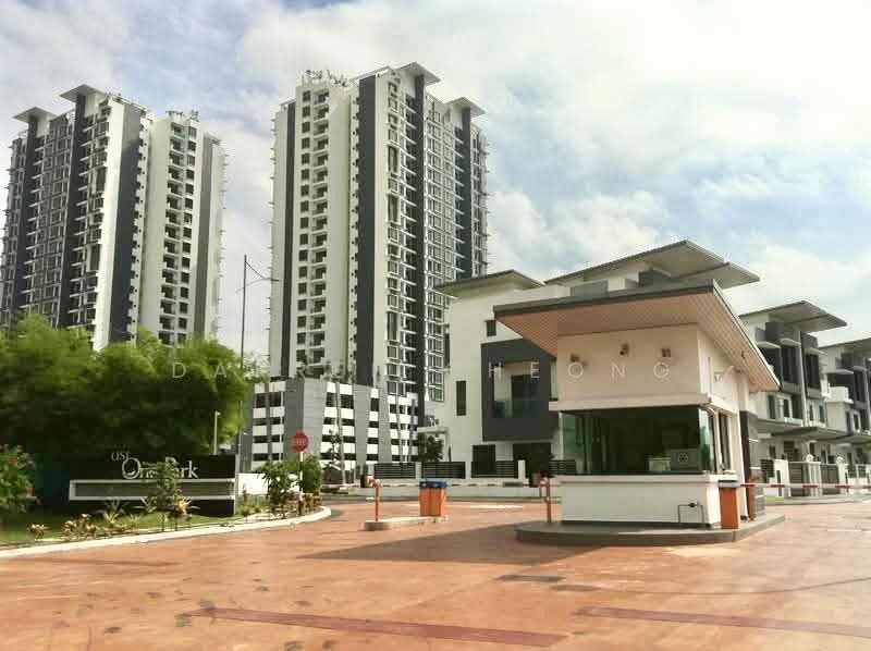 3-storey Terraced House for Sale in Usj 1 (Subang Jaya) - DARREN CHEONG - Exterior - PropertyGuru.com.my