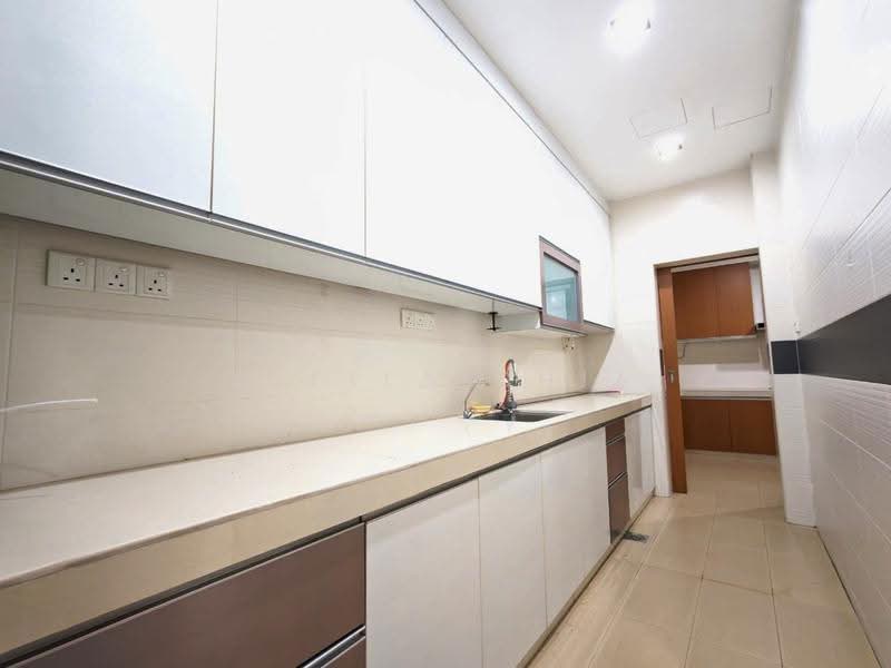 Cluster House for Rent in Taman Adda Heights (Tebrau) - Stella Chia - Kitchen - PropertyGuru.com.my