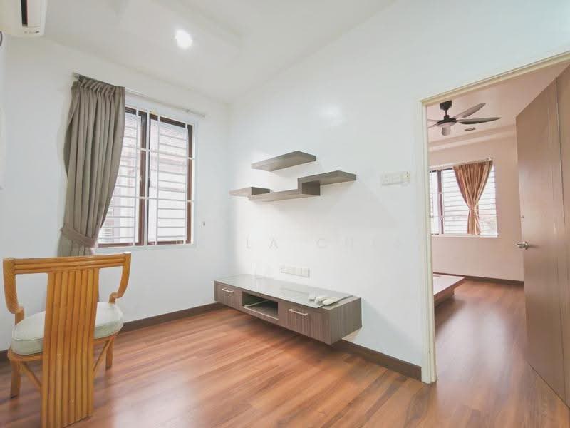 Cluster House for Rent in Taman Adda Heights (Tebrau) - Stella Chia - Living Room - PropertyGuru.com.my