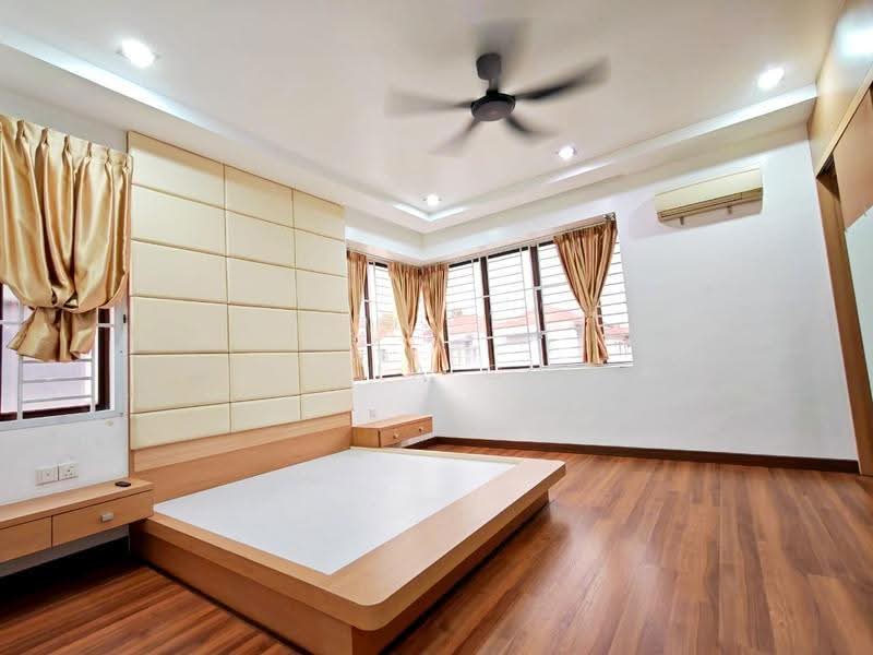 Cluster House for Rent in Taman Adda Heights (Tebrau) - Stella Chia - Bedroom - PropertyGuru.com.my