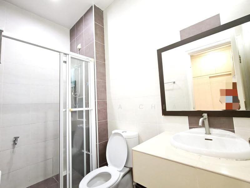 Cluster House for Rent in Taman Adda Heights (Tebrau) - Stella Chia - Bathroom - PropertyGuru.com.my
