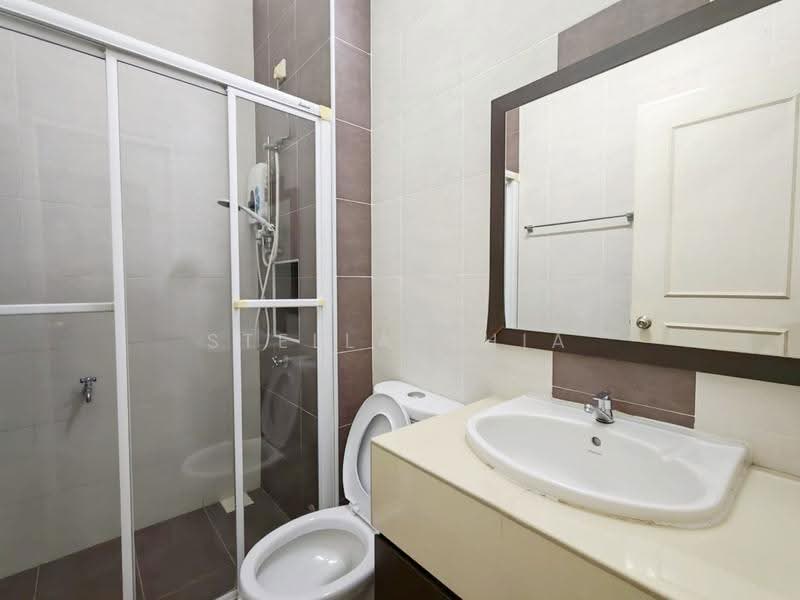 Cluster House for Rent in Taman Adda Heights (Tebrau) - Stella Chia - Bathroom - PropertyGuru.com.my