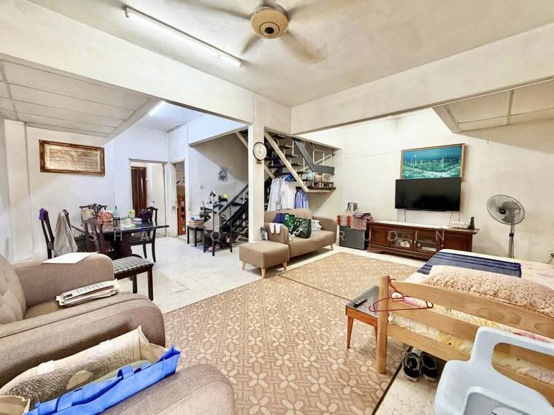 2-storey Terraced House for Sale in Taman Bukit Teratai (Ampang) - Shafiq Amerudin - Living Room - PropertyGuru.com.my