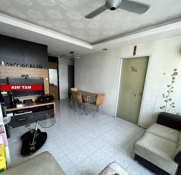 Apartment for Sale at Taman Kristal - Kim Tan - Living Room - PropertyGuru.com.my