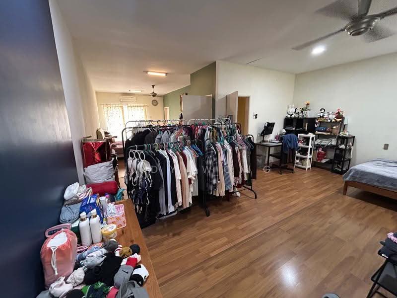 3-storey Terraced House for Sale in Taman Tasik Damai (Sungai Besi) - Andy Wong - PropertyGuru.com.my