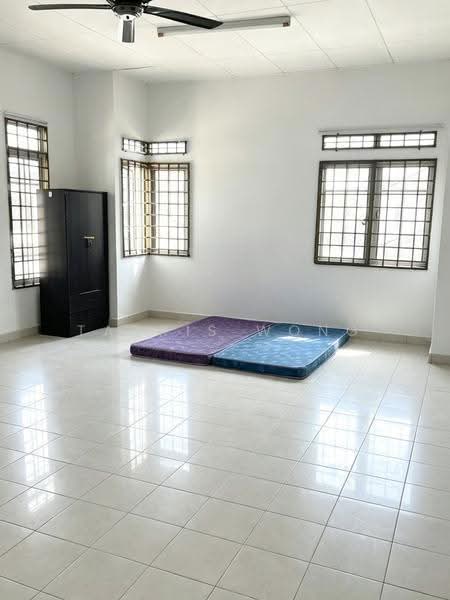 Semi-Detached House for Rent in Bandar Parklands (Klang) - Tabris Wong - Bedroom - PropertyGuru.com.my