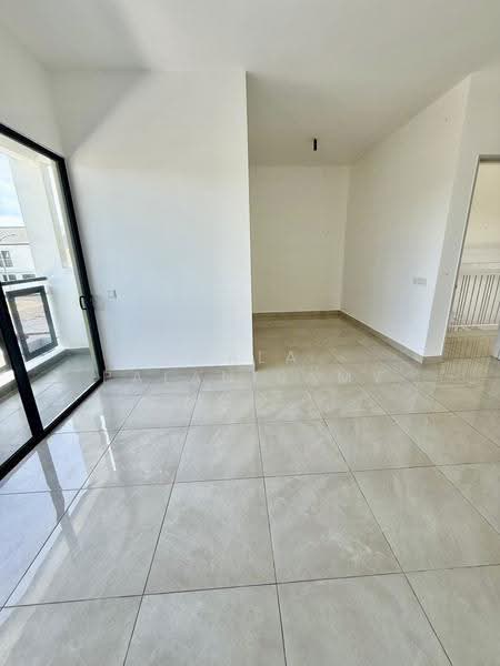 Rumah Teres 2-Tingkat untuk Dijual di Bandar Rimbayu (Telok Panglima Garang) - Mala Palanisamy - Interior - PropertyGuru.com.my