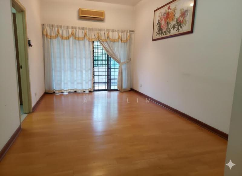Rumah Teres 2-Tingkat untuk Dijual di Bukit Jelutong (Shah Alam) - Amy Lim - Living Room - PropertyGuru.com.my