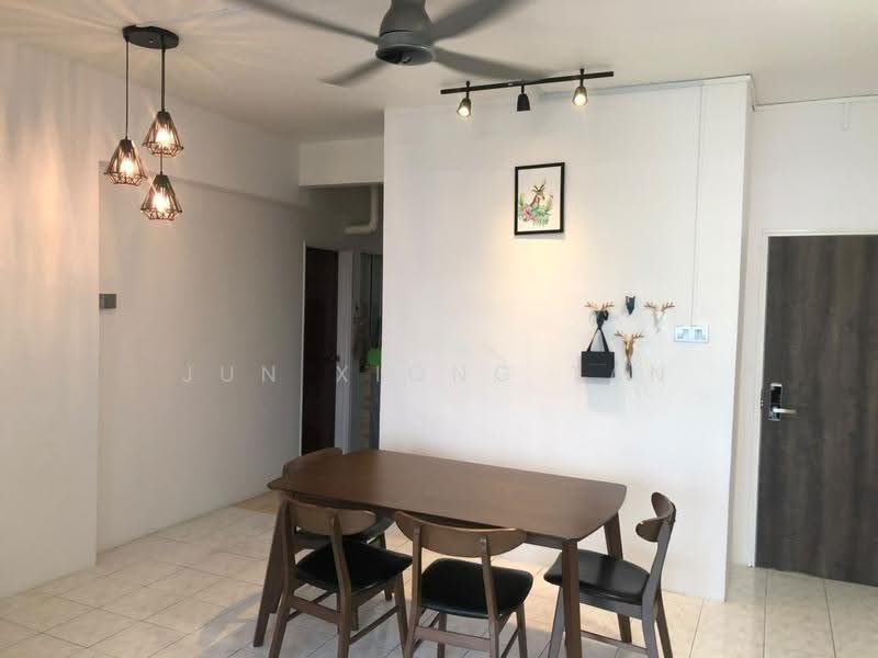Pangsapuri untuk Dijual di Putri Ria Apartment - Jun Xiong Tan - PropertyGuru.com.my