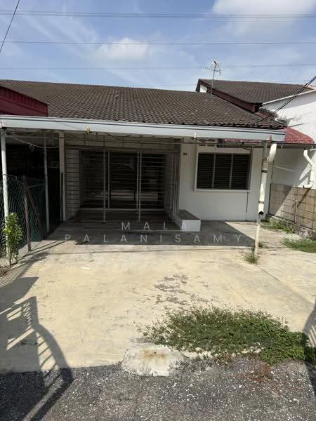 1-storey Terraced House for Sale in Sea Park (Petaling Jaya) - Mala Palanisamy - Exterior - PropertyGuru.com.my