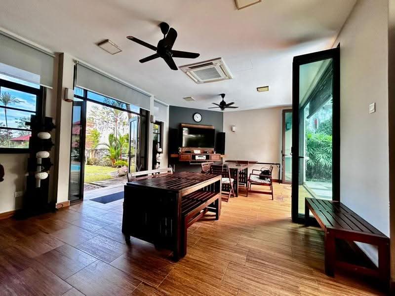 Bungalow House for Sale in Bandar Kinrara Seksyen 6 (Bandar Kinrara) - Jovin Cheor - Living Room - PropertyGuru.com.my