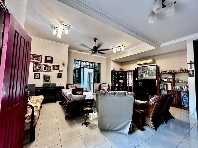 Bungalow House for Sale in Bandar Kinrara Seksyen 6 (Bandar Kinrara) - Jovin Cheor - Living Room - PropertyGuru.com.my