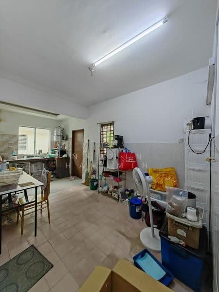 Terraced House for Sale in Kota Emerald (Rawang) - Nazrin Hakimin - Kitchen - PropertyGuru.com.my