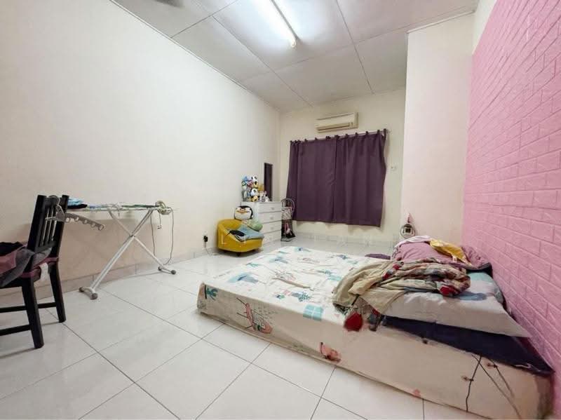 Terraced House for Sale in Bandar Puteri Klang (Klang) - Rylin Tan - Bedroom - PropertyGuru.com.my