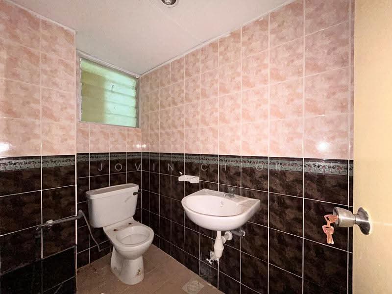Condominium for Sale at Venice Hill - Jovin Cheor - Bathroom - PropertyGuru.com.my