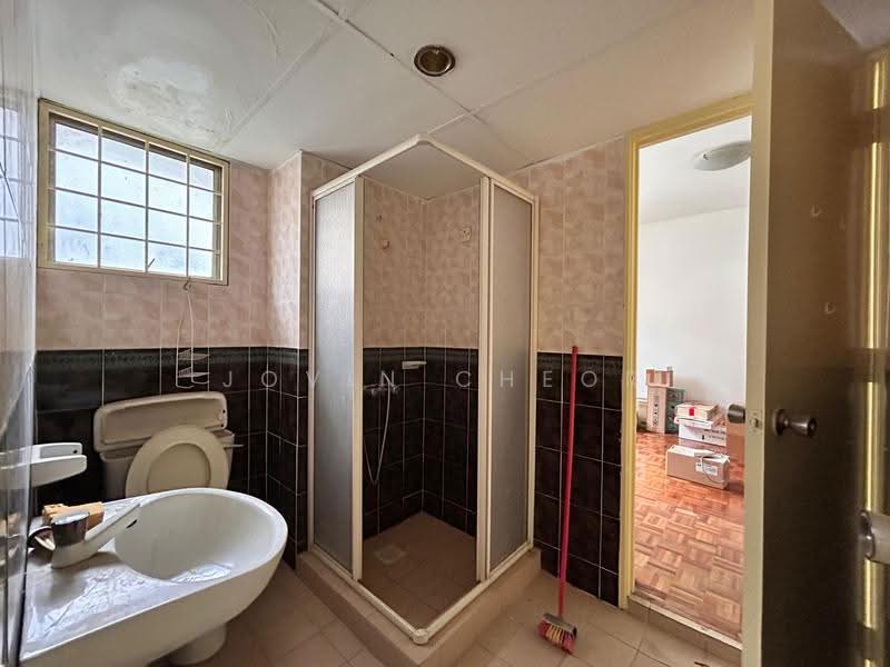 Condominium for Sale at Venice Hill - Jovin Cheor - Bathroom - PropertyGuru.com.my