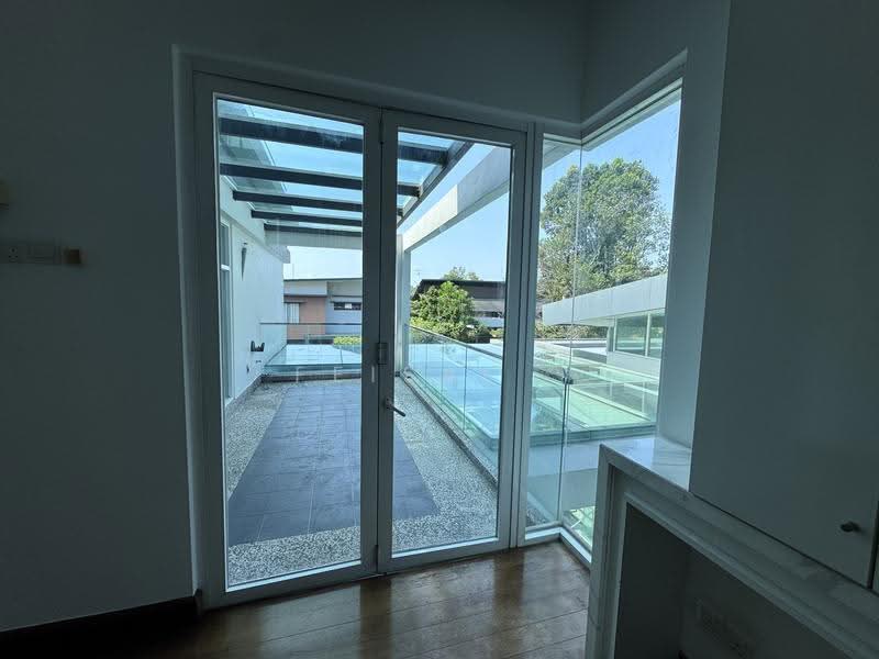 Rumah Banglo untuk Dijual di Country Heights Damansara (Kuala Lumpur) - Feisal . - Balcony - PropertyGuru.com.my