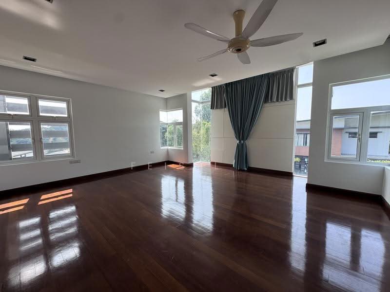 Rumah Banglo untuk Dijual di Country Heights Damansara (Kuala Lumpur) - Feisal . - Living Room - PropertyGuru.com.my