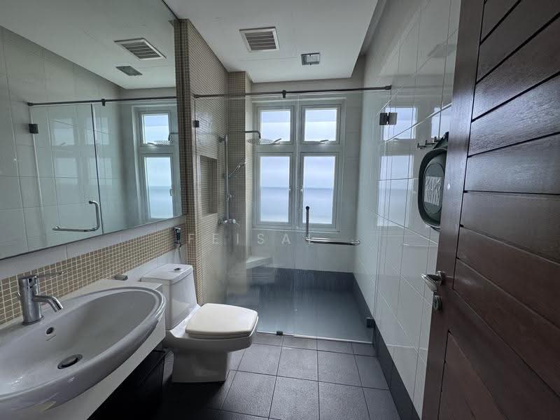 Rumah Banglo untuk Dijual di Country Heights Damansara (Kuala Lumpur) - Feisal . - Bathroom - PropertyGuru.com.my