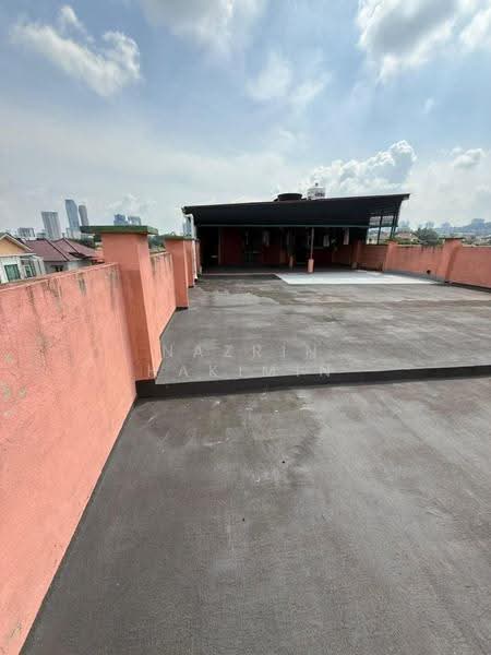 Bungalow House for Sale in Seksyen 4 (Petaling Jaya) - Nazrin Hakimin - Exterior - PropertyGuru.com.my