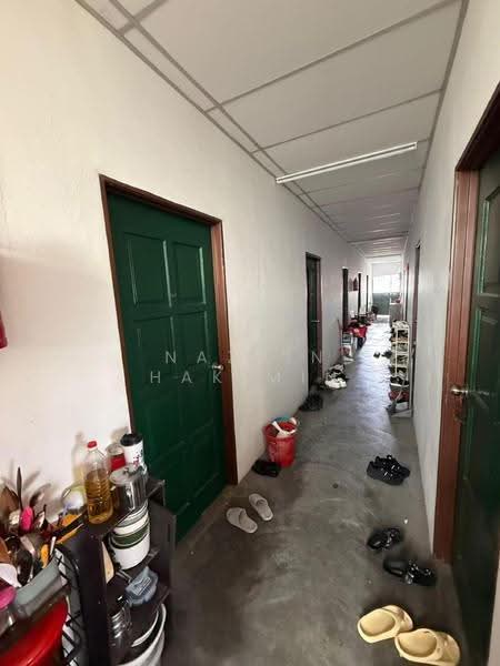 Bungalow House for Sale in Seksyen 4 (Petaling Jaya) - Nazrin Hakimin - Corridor - PropertyGuru.com.my
