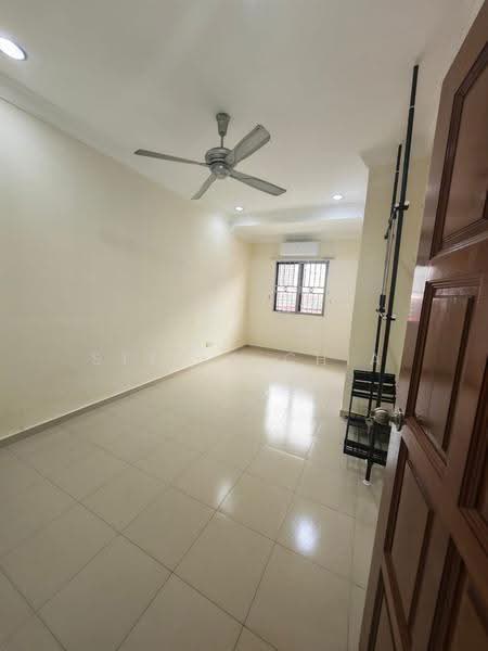 Rumah Teres 2-Tingkat untuk Disewa di Bandar Baru Permas Jaya (Permas Jaya) - Stella Chia - Interior - PropertyGuru.com.my