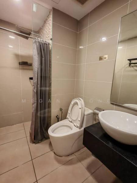 Service Residence for Sale at D'Latour - Megan Chong - Bathroom - PropertyGuru.com.my