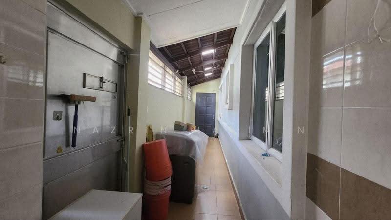 Rumah Teres 2-Tingkat untuk Dijual di Denai Alam (Shah Alam) - Nazrin Hakimin - Corridor - PropertyGuru.com.my