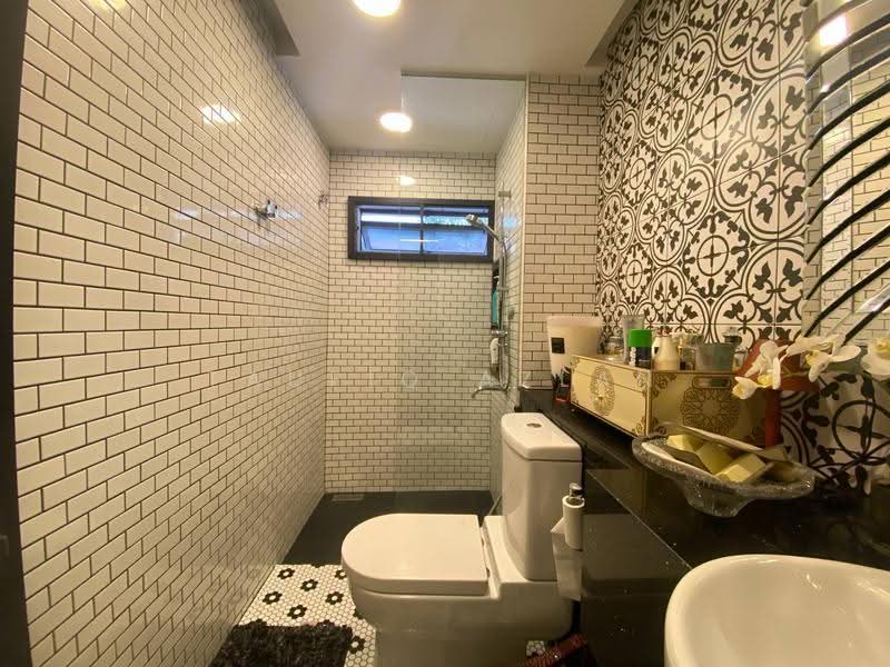 Townhouse for Sale in Bukit Kiara (Kuala Lumpur) - Taufiq Azlan - Bathroom - PropertyGuru.com.my