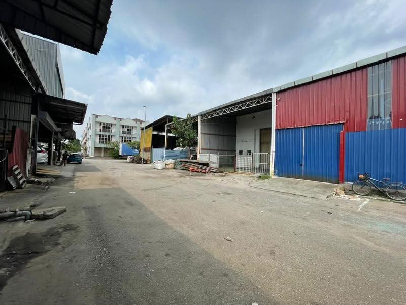 Factory for Sale in Bukit Kemuning (Shah Alam) - Nicole Ler - Exterior - PropertyGuru.com.my