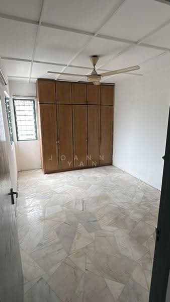Flat for Rent at Desa Petaling Flat - Joanne Yan - Bedroom - PropertyGuru.com.my