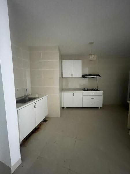 Condominium for Sale at Green Beverly Hills - Sky Bungalow - Lai Ah Moi - Kitchen - PropertyGuru.com.my