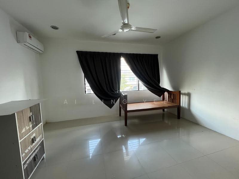 Terraced House for Rent in Shah Alam (Selangor) - Ai Ling Yee - Bedroom - PropertyGuru.com.my