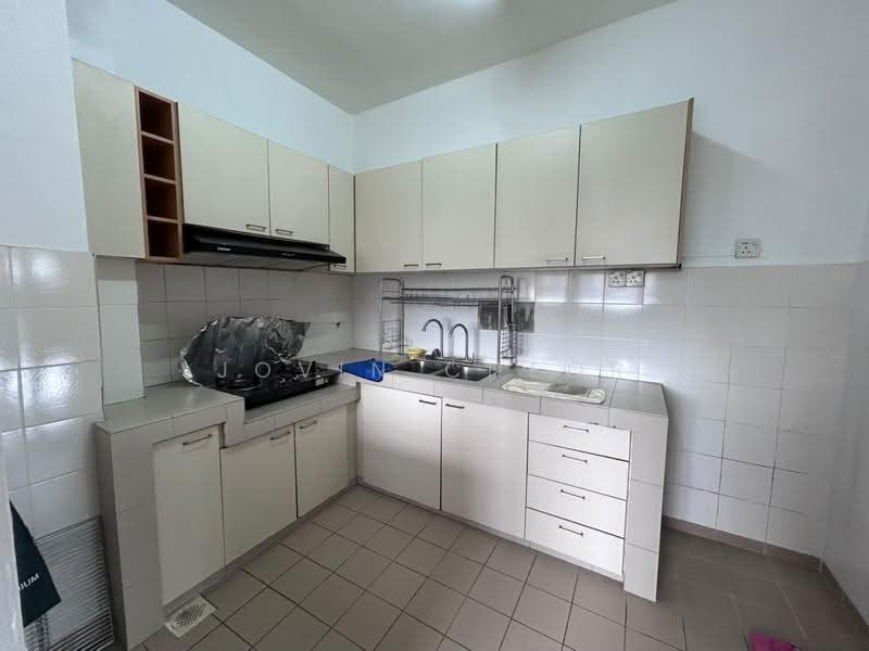 Pangsapuri untuk Disewa di Pangsapuri Permata - Jovin Cheor - Kitchen - PropertyGuru.com.my
