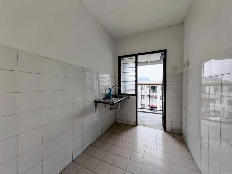 Apartment for Rent at Palma Apartment (Bandar Country Homes) - Vincent Tan - Kitchen - PropertyGuru.com.my