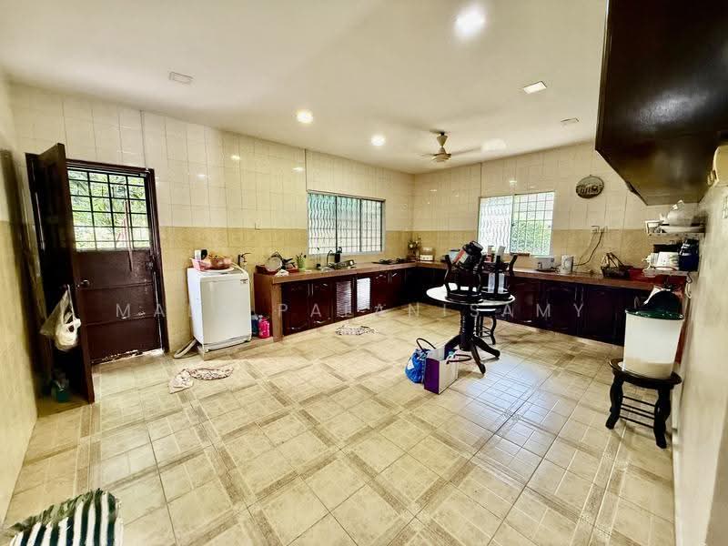 1.5-storey Terraced House for Sale in Teluk Pulai (Klang) - Mala Palanisamy - PropertyGuru.com.my