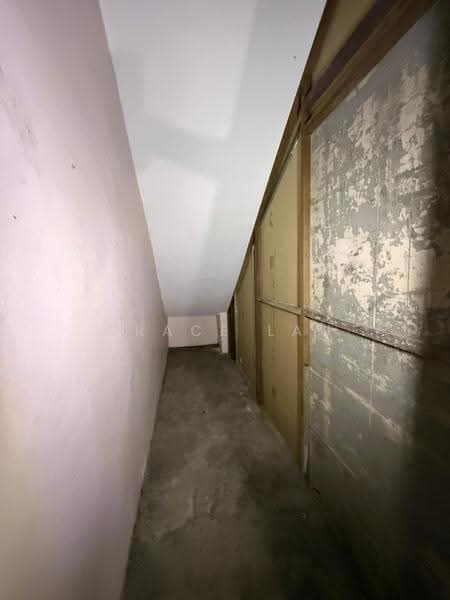 Kedai / Pejabat untuk Dijual di Taman Johor Jaya (Johor Bahru) - Grace Lau - Corridor - PropertyGuru.com.my