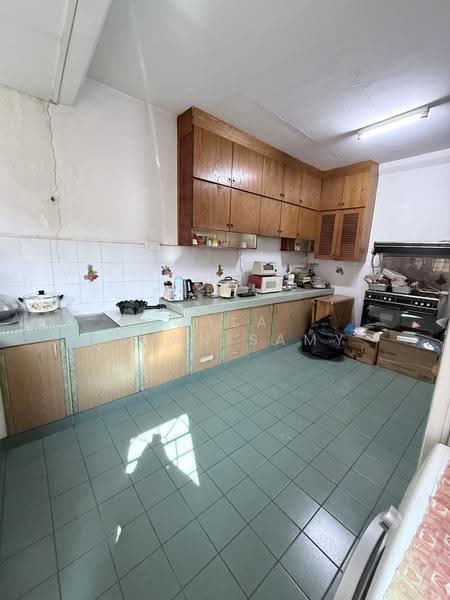 2-storey Terraced House for Sale in Kelana Jaya (Petaling Jaya) - Mala Palanisamy - Kitchen - PropertyGuru.com.my