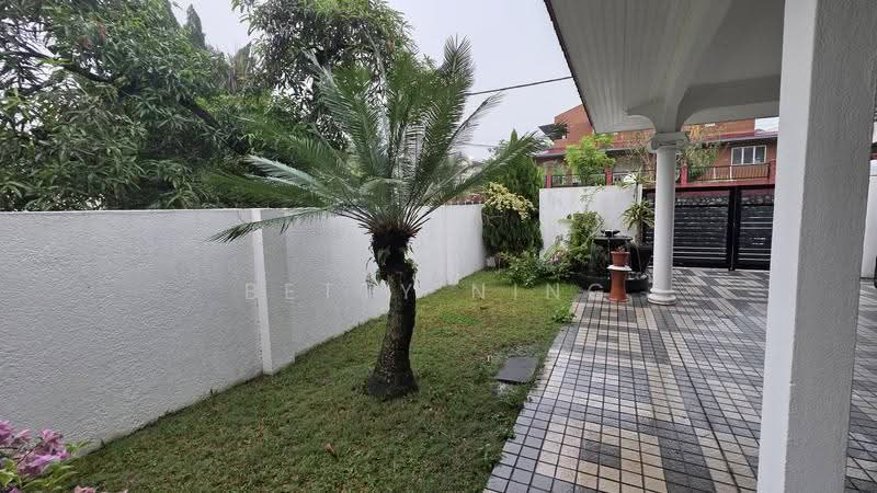 Rumah Banglo untuk Dijual di SS2 (Petaling Jaya) - Betty Ning - Exterior - PropertyGuru.com.my