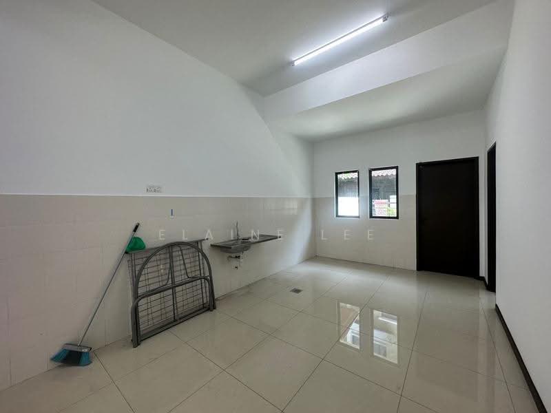3-storey Terraced House for Rent in Bandar Bayan Bahru (Bayan Lepas) - Elaine Lee - PropertyGuru.com.my