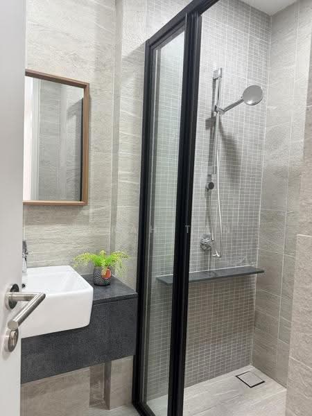 Service Residence for Sale at Edelweiss @ Tropicana Gardens - Sarah Tan - Bathroom - PropertyGuru.com.my